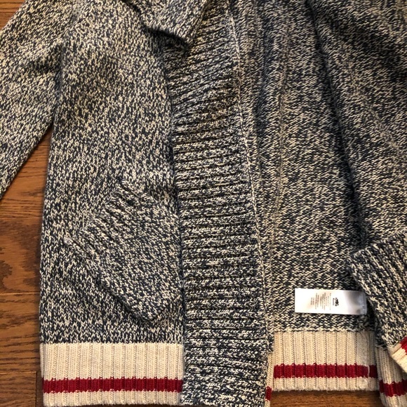 Roots Cabin Sweater Kids size M 7-8 - Picture 4 of 6